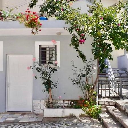 Olti'S Beach House Saranda Kültér fotó